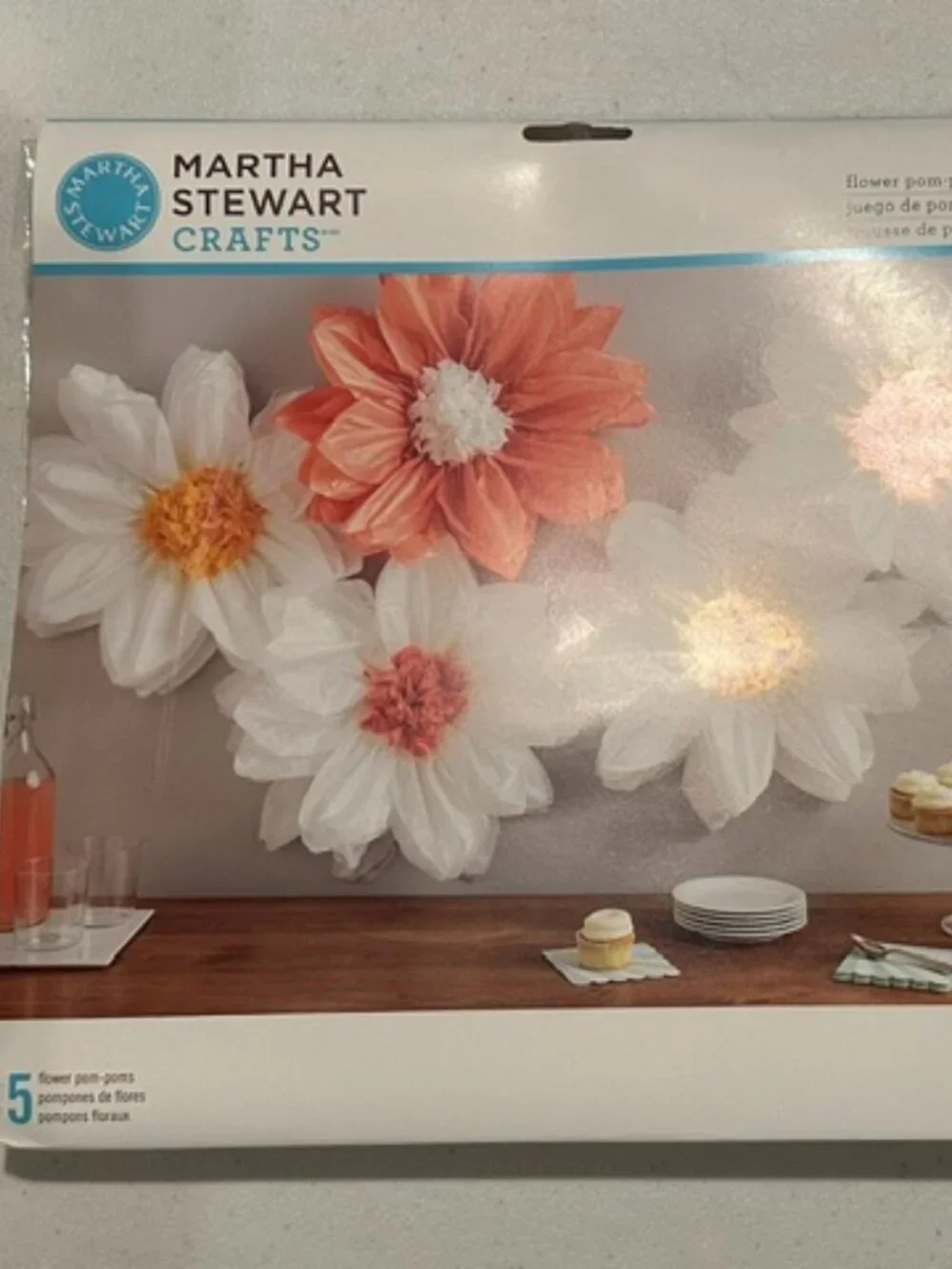 NEW Martha Stewart Crafts Flower Pom-Pom Kit-Makes 5 Flower Pom-Poms